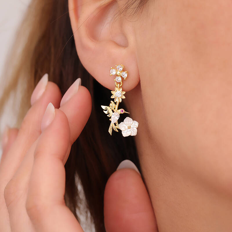 925 Ayar Gümüş Arı Kuşu Sedef Çiçekli Küpe - 1