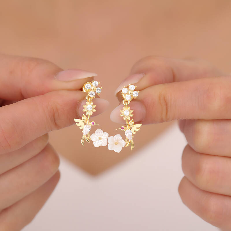 925 Ayar Gümüş Arı Kuşu Sedef Çiçekli Küpe - 2