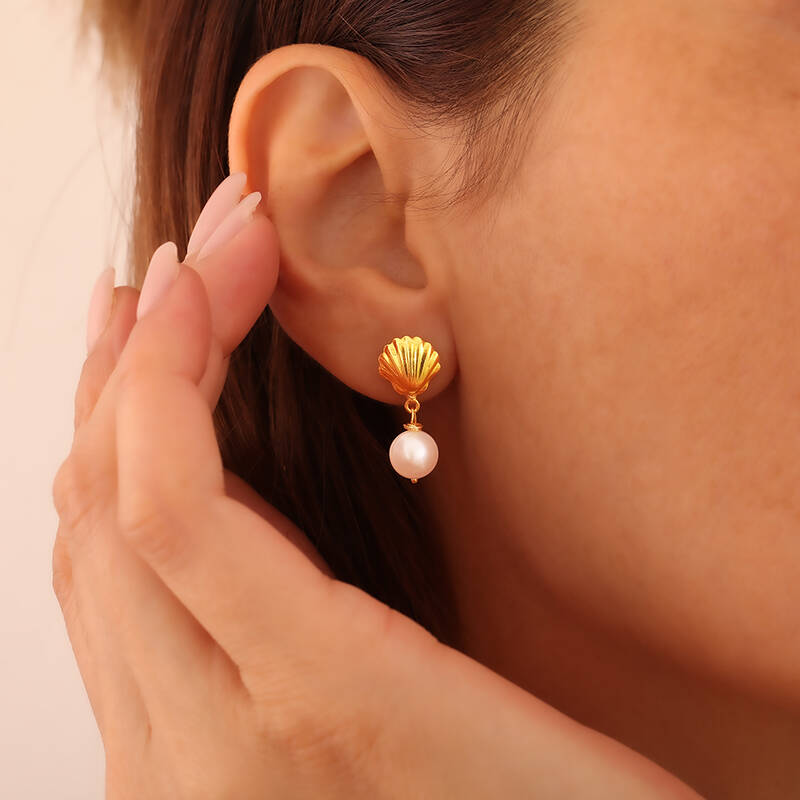 925 Ayar Gümüş İnci Sallantılı İstiridye Küpe - 1