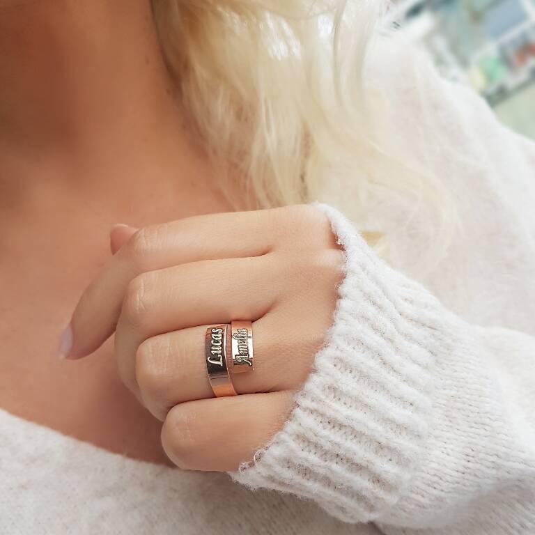 925 Ayar Gümüş İsimli Kıvrım Yüzük - 1