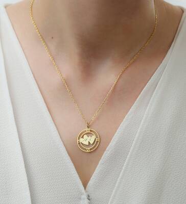 925 Ayar Gümüş Kişiye Özel Kalp Detaylı Harfli Saat Kolye - 1