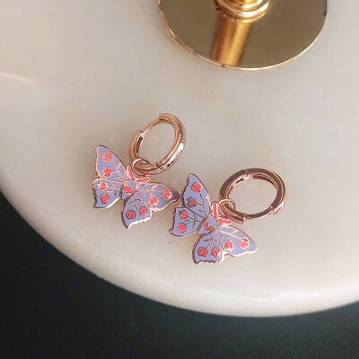 925 Ayar Gümüş Lila Rengi Mineli Kelebek Küpe - 2