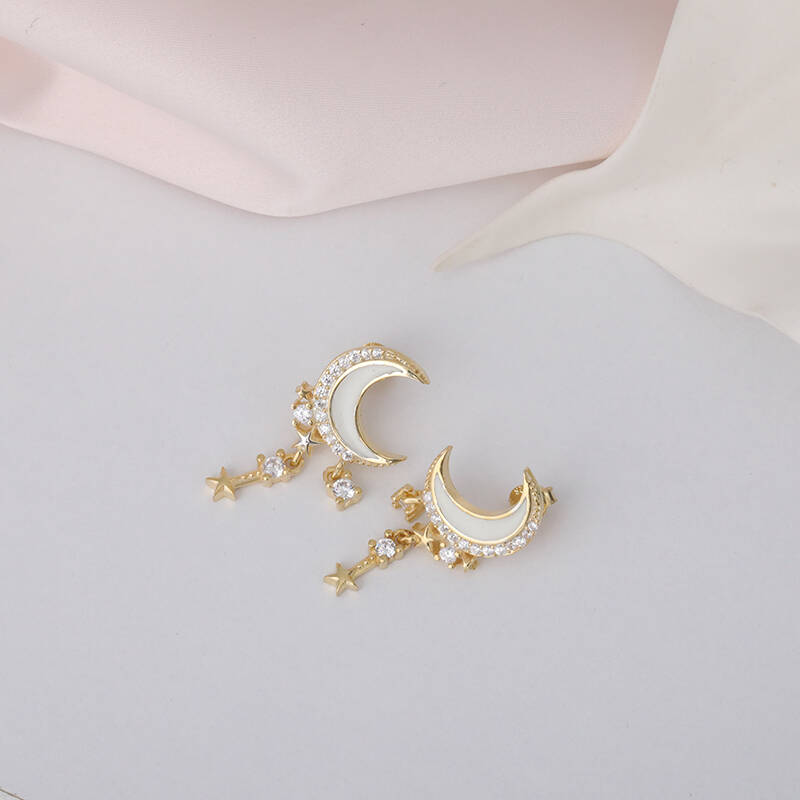 925 Ayar Gümüş Mineli Hilal Sallantılı Yıldız Küpe - 3