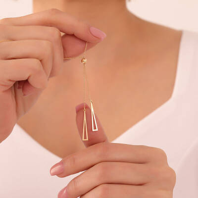 925 Ayar Gümüş Sallantılı Üçgen Kolye