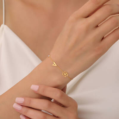 925 Ayar Gümüş Yonca Harf ve Taşlı Şans Bileklik