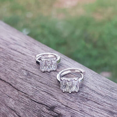 Vaoov 925 Ayar Gümüş Baget Taşlı Küpe - 3