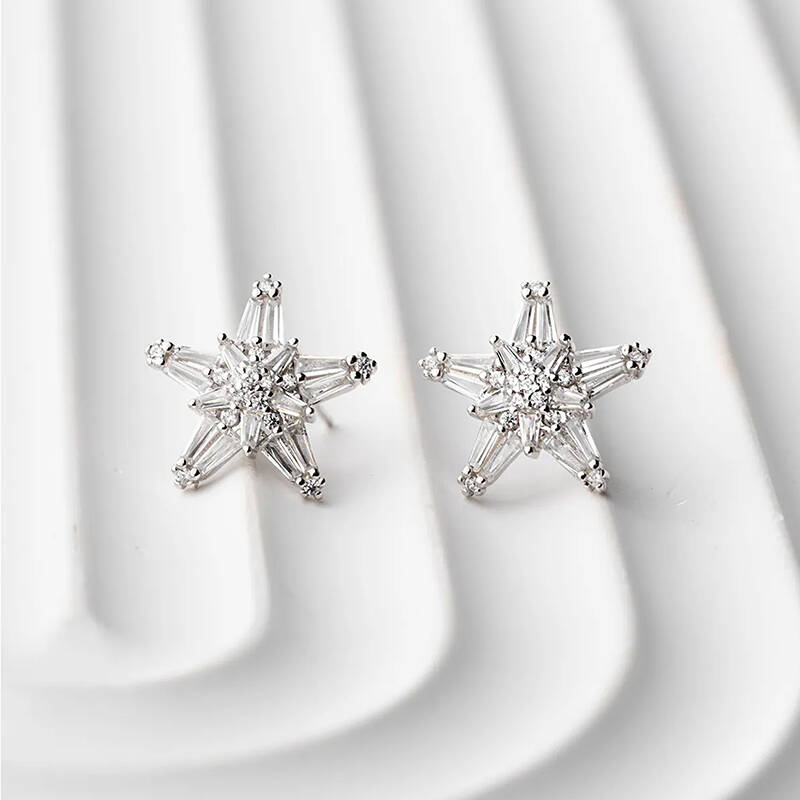 Vaoov 925 Ayar Gümüş Baget Taşlı Yıldız Küpe - 5