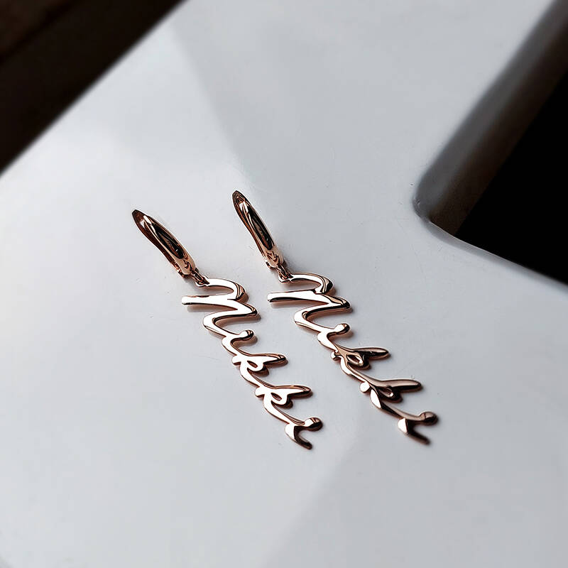 Vaoov 925 Ayar Gümüş El Yazısı İsim Dikey Küpe - 2