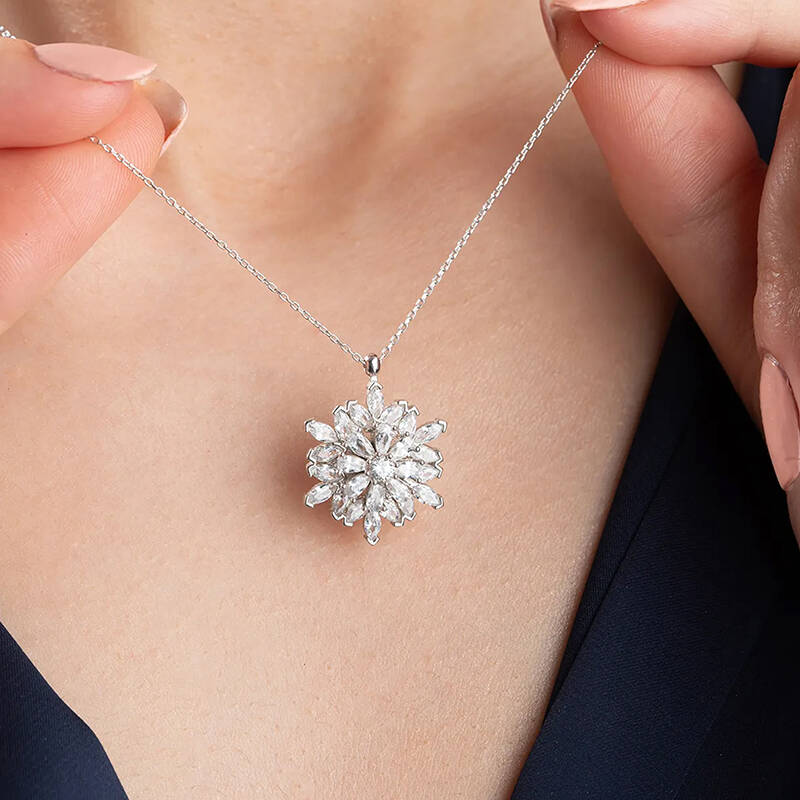 Vaoov 925 Ayar Gümüş Katmerli Kamelya Çiçeği Kolye - 2