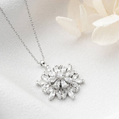 Vaoov 925 Ayar Gümüş Katmerli Kamelya Çiçeği Kolye - 5