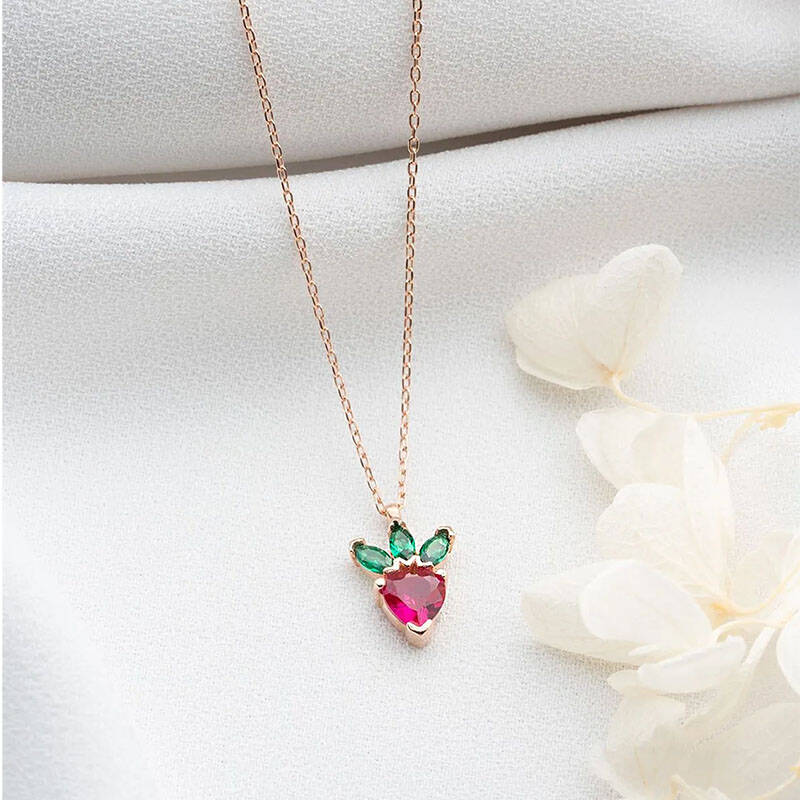 Vaoov 925 Ayar Gümüş Kırmızı Taşlı Çilek Kolye - 4