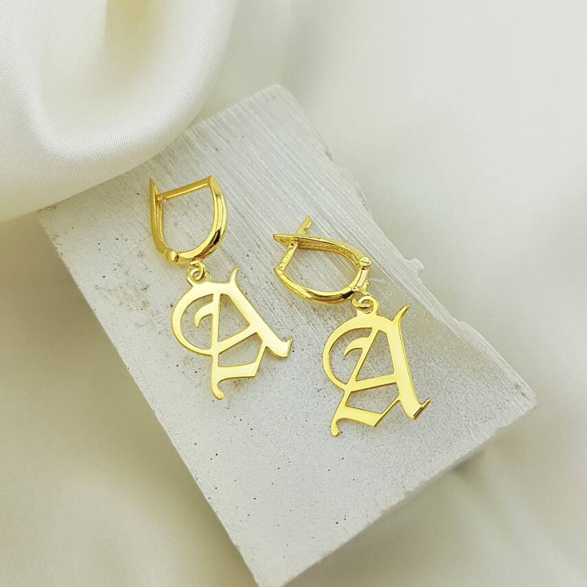 Vaoov 925 Ayar Gümüş Kişiye Özel Gotik Harf Küpe - 2