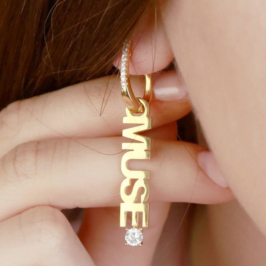 Vaoov 925 Ayar Gümüş Kişiye Özel İsimli Dikey Tek Taşlı Küpe / Büyük Boy - 3