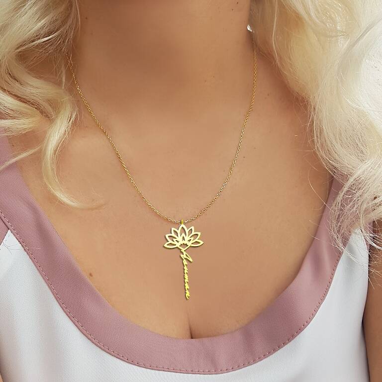 Vaoov 925 Ayar Gümüş Lotus İsim Kolye  - 1