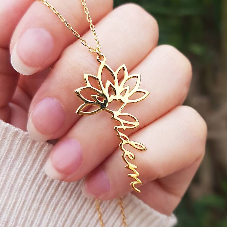 Vaoov 925 Ayar Gümüş Lotus İsim Kolye  - 4