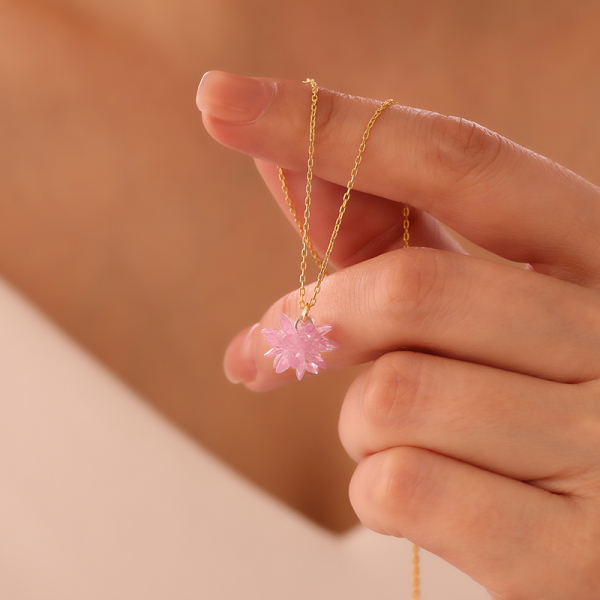 Vaoov 925 Ayar Gümüş Pembe Kristal Taşlı Lotus Kolye - 1