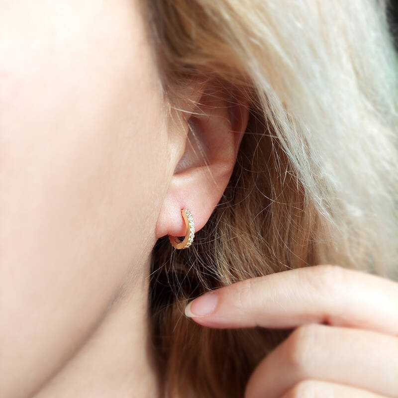 Vaoov 925 Ayar Gümüş Taşlı Küçük Halka Küpe  - 1