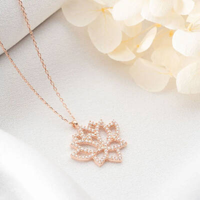 Vaoov 925 Ayar Gümüş Taşlı Lotus Çiçeği Kolye - 2