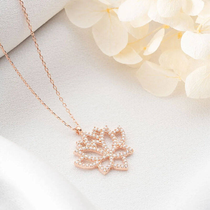 Vaoov 925 Ayar Gümüş Taşlı Lotus Çiçeği Kolye - 2