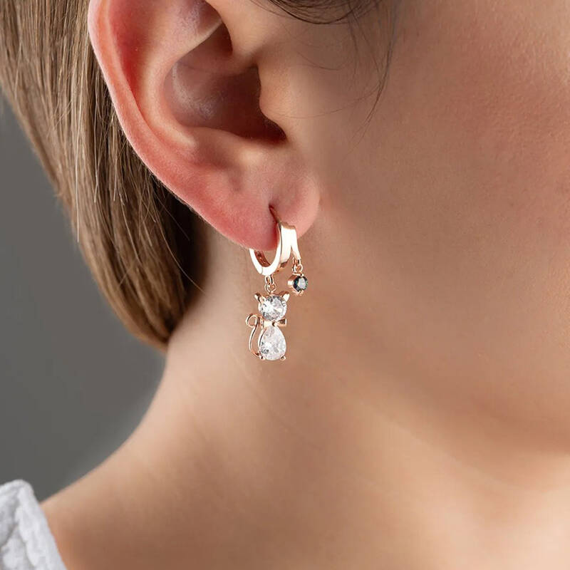 Vaoov 925 Ayar Gümüş Taşlı Papyonlu Kedi Küpe - 3