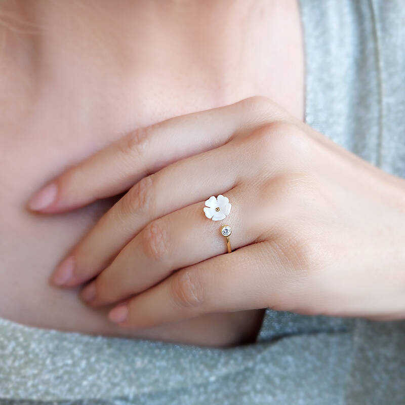 Vaoov 925 Ayar Gümüş Taşlı Sedef Çiçekli Yüzük   - 1