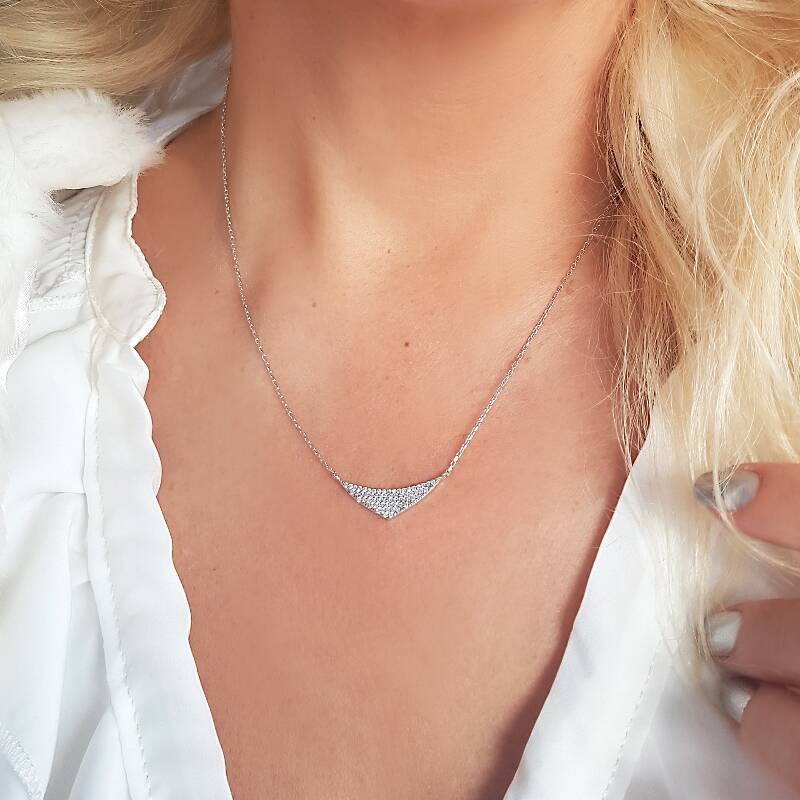 Vaoov 925 Ayar Gümüş Taşlı Üçgen Kolye - 1